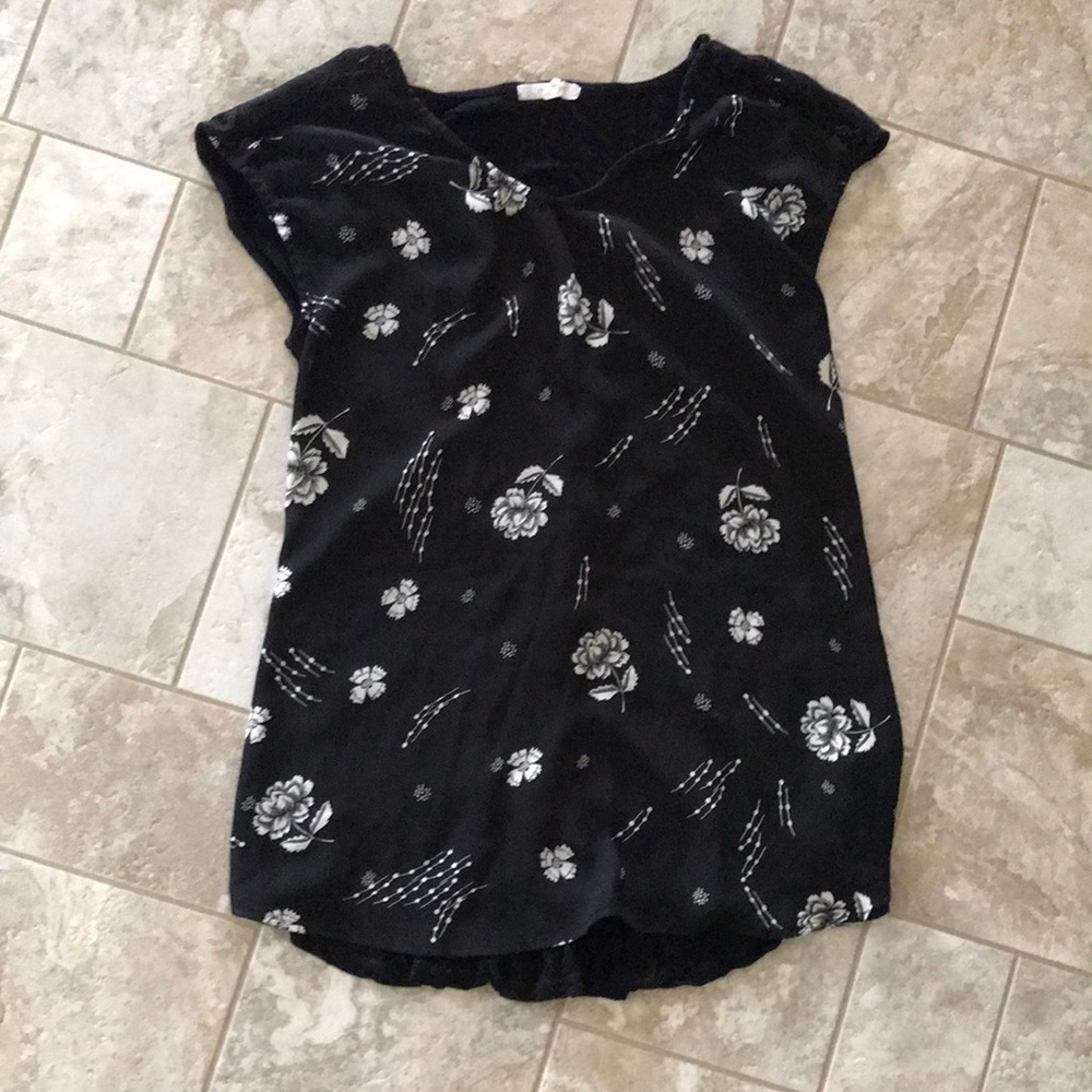 Maurice’s top